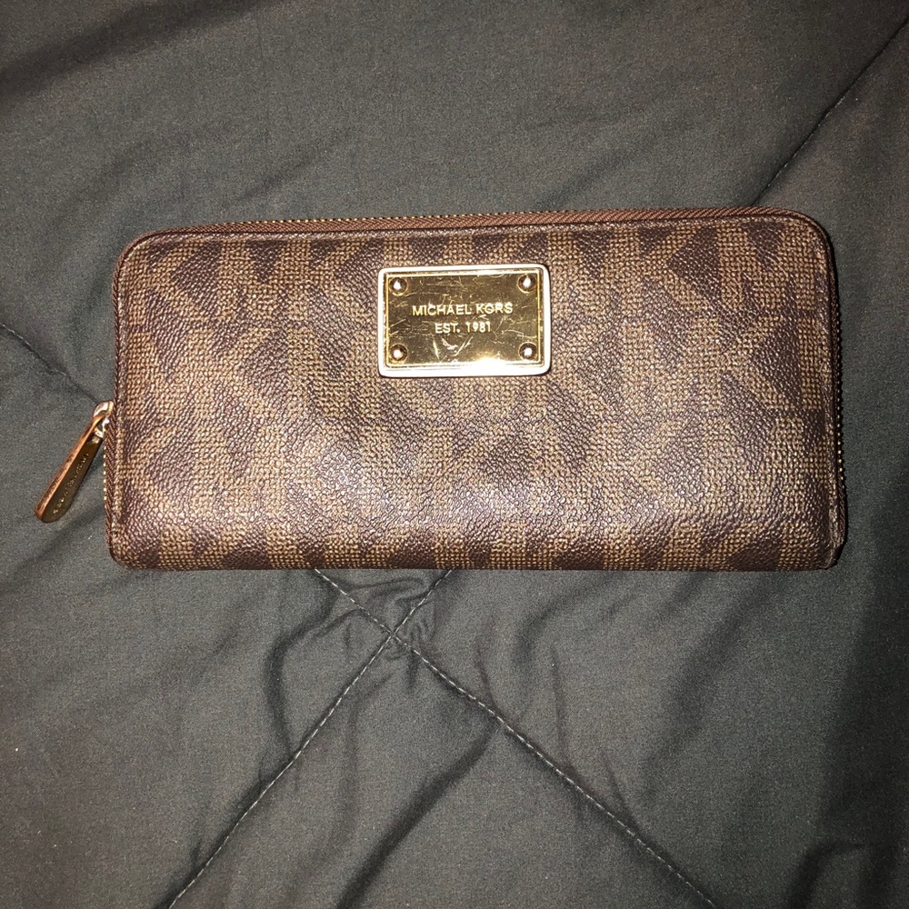 Michael Kors wallet